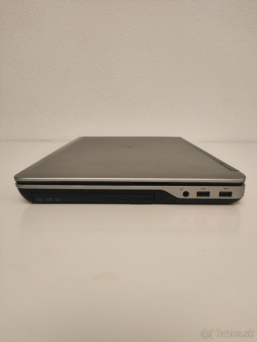 Dell Latitude E6540 | i7 • 16GB • 256GB SSD - 9