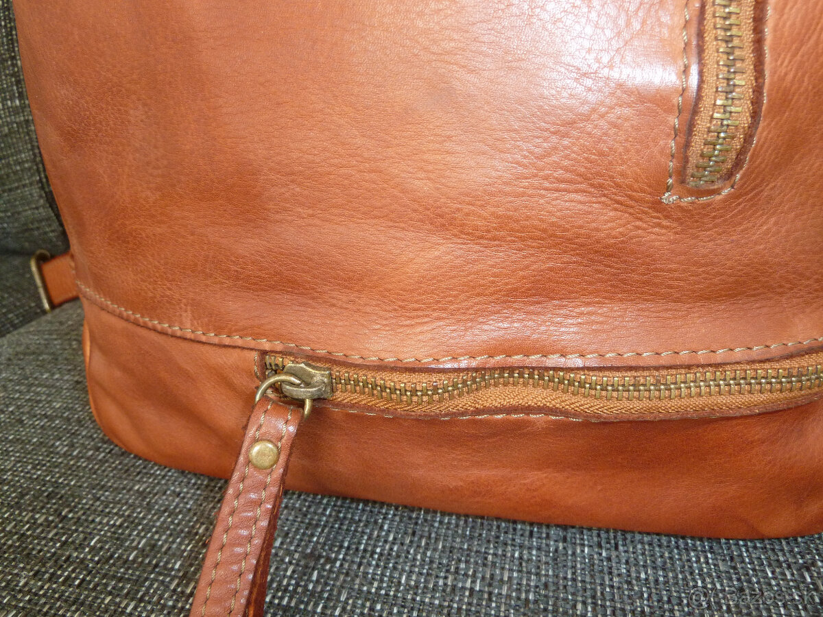 Dámsky kožený ruksak - 9