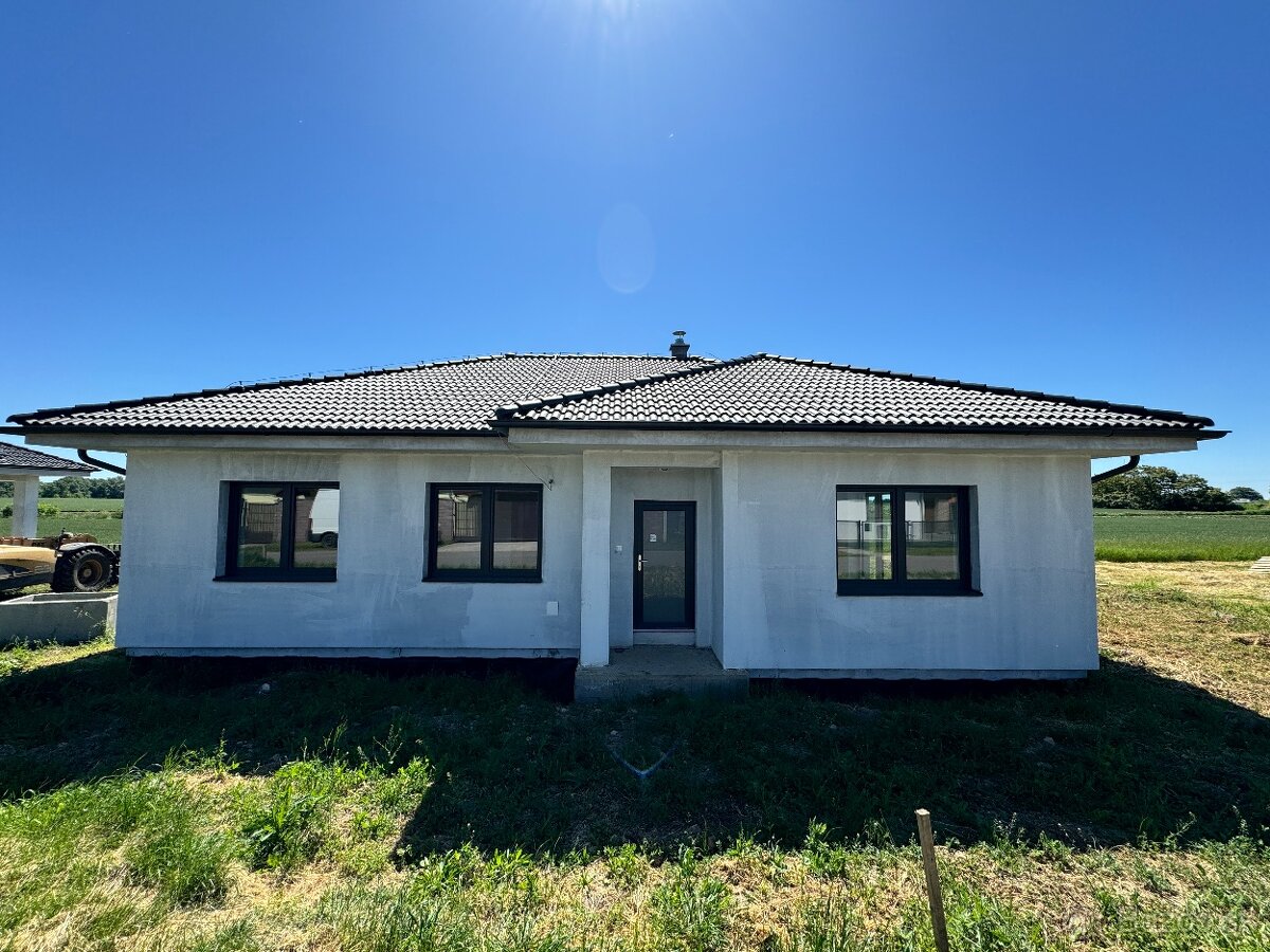 Moderná 4-izbová novostavba rodinného domu s klimatizáciou - 9