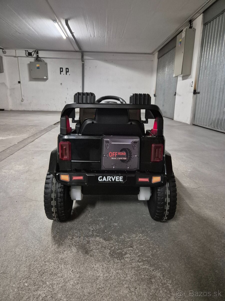 Detské elektrické autíčko - 9