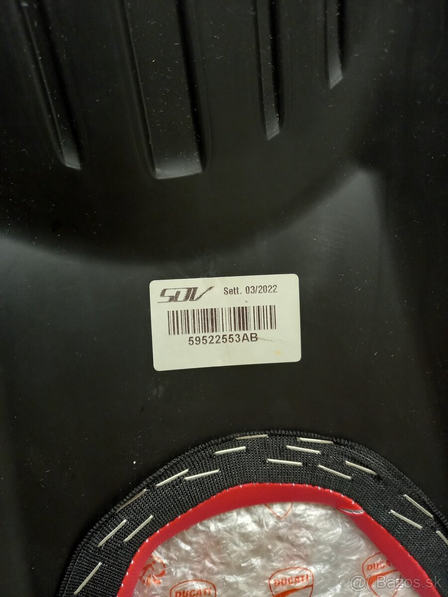 Ducati Hypermotard 939/950 - 9