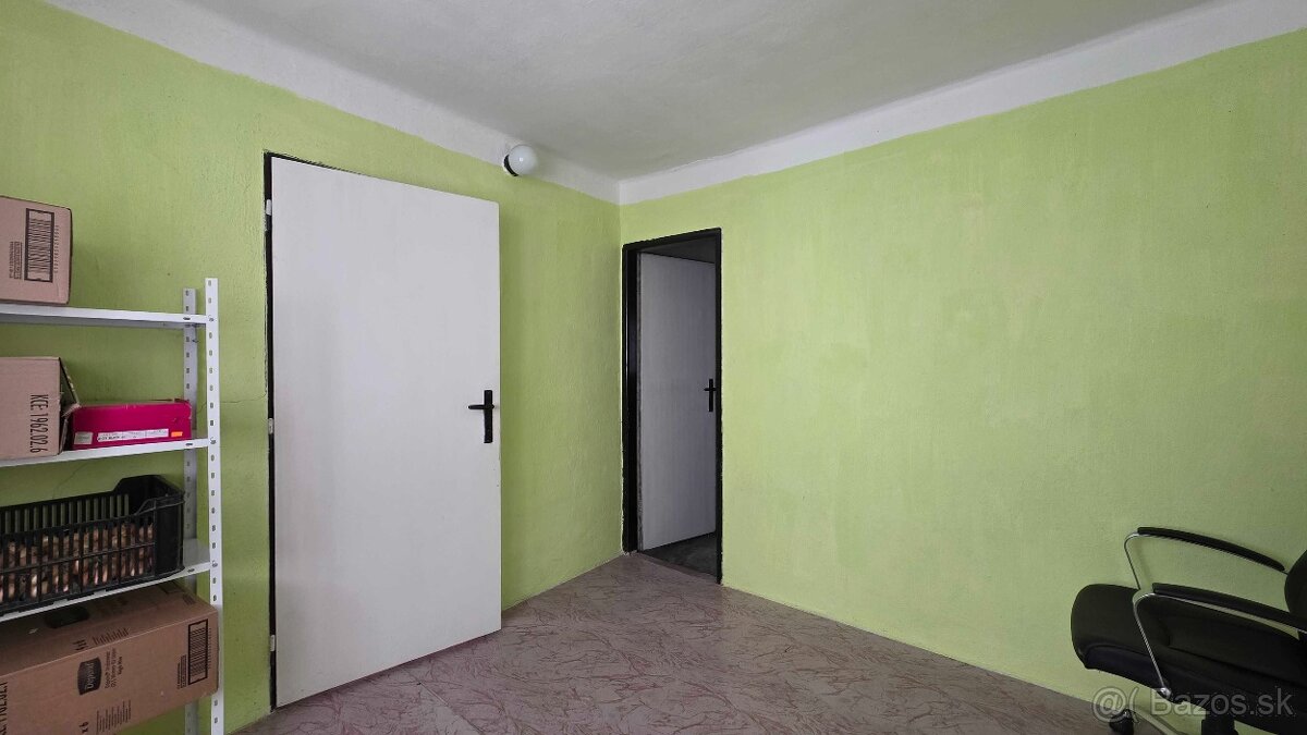 Predaj rodinný dom Handlová, pozemok 1544 m2 - 9