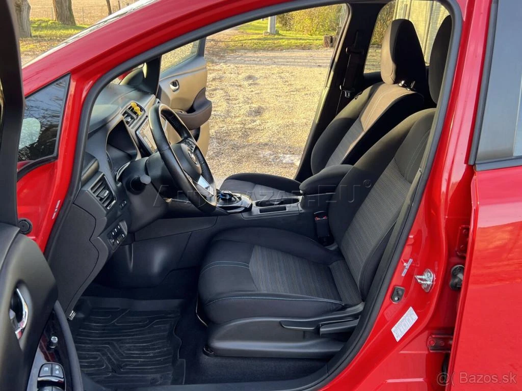 Nissan Leaf 110 kW (150 PS) - 9