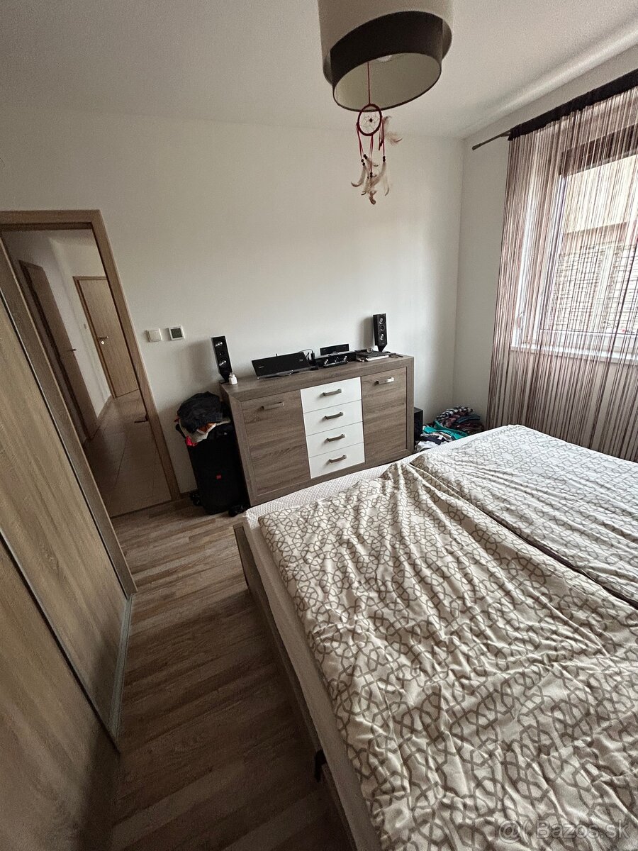 3 izbový byt s vlastnou záhradou - 9