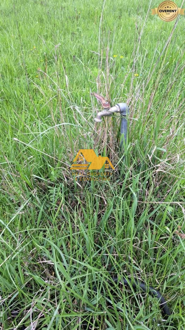 Predám stavebný pozemok v obci Trávnica - 9