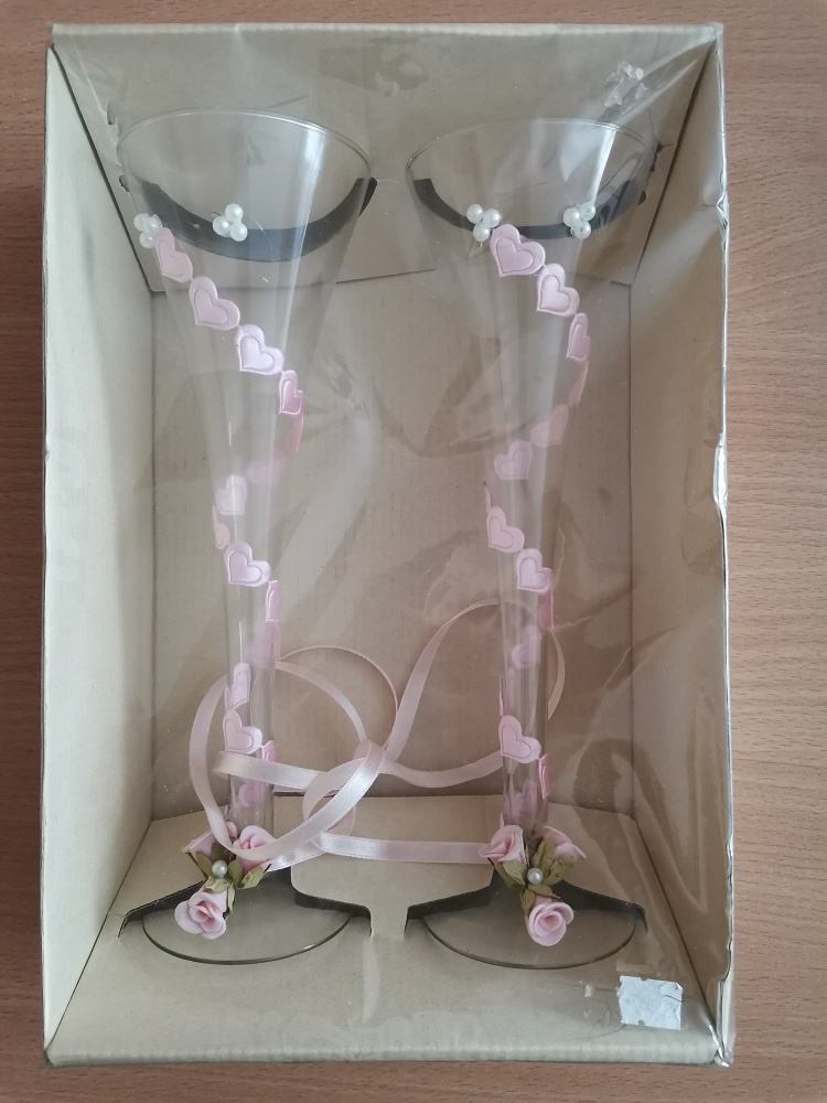 Svadobné šaty a dalšie veci na svadbu 1 - 9