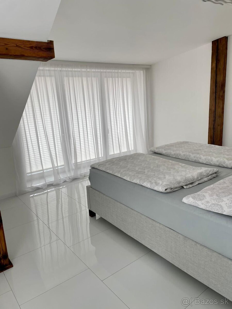 Exkluzívny 2-izbový byt s terasou, záhradkou a panoramatický - 9