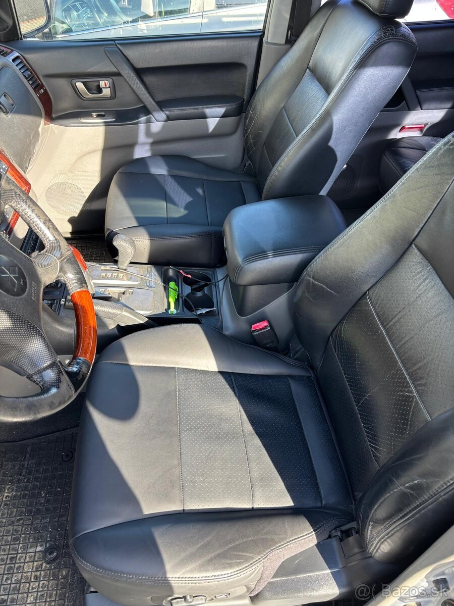 Mitsubishi Pajero 3.2 - 9