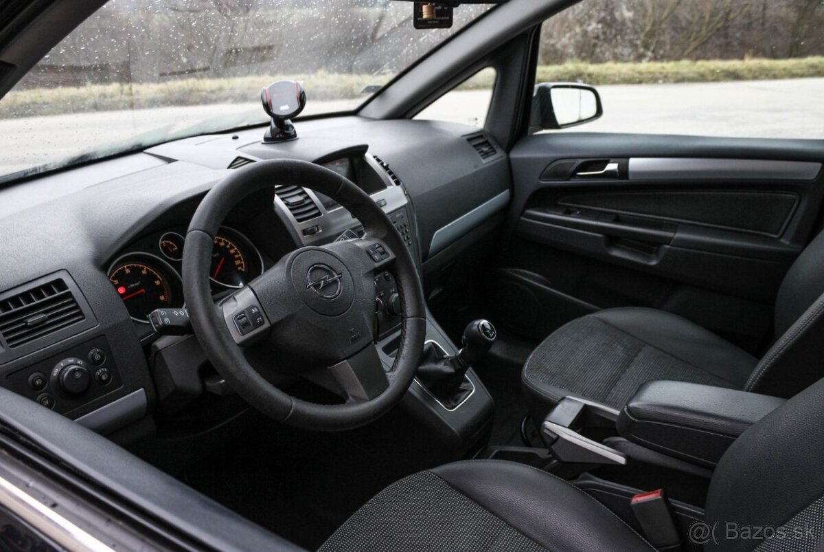 Opel Zafira 1.9 DT Enjoy - 9