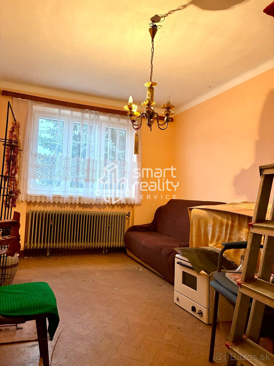 Dvojpodlažný rodinný dom Lovča - 9