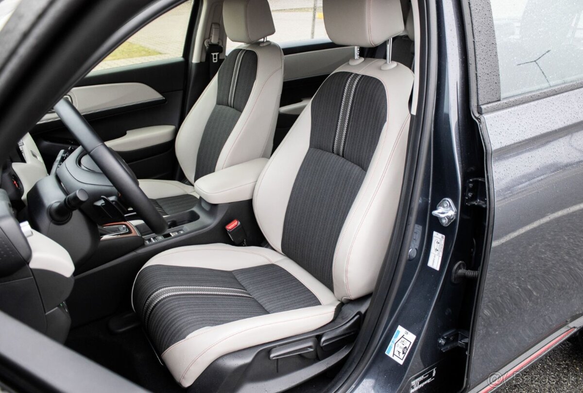 Honda HR-V E:HEV 1.5 i-MMD (2024) - 9