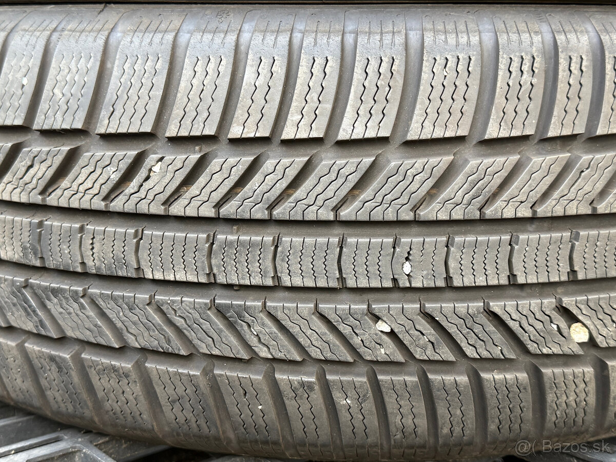 PREDÁM 4kusy zimné pneumatiky CONTINENTAL 235/55 R17 103V XL - 9