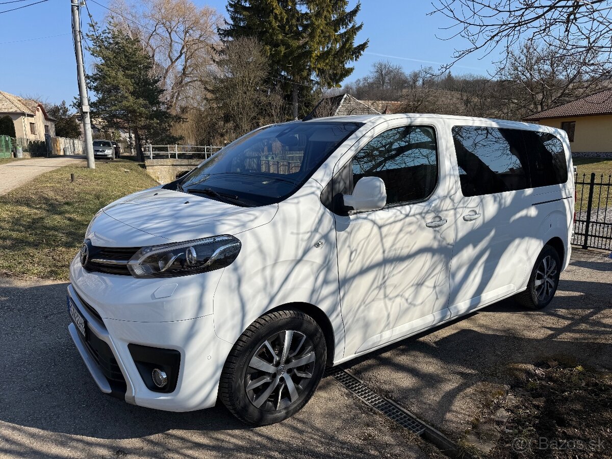 Toyota proace-verso - 9