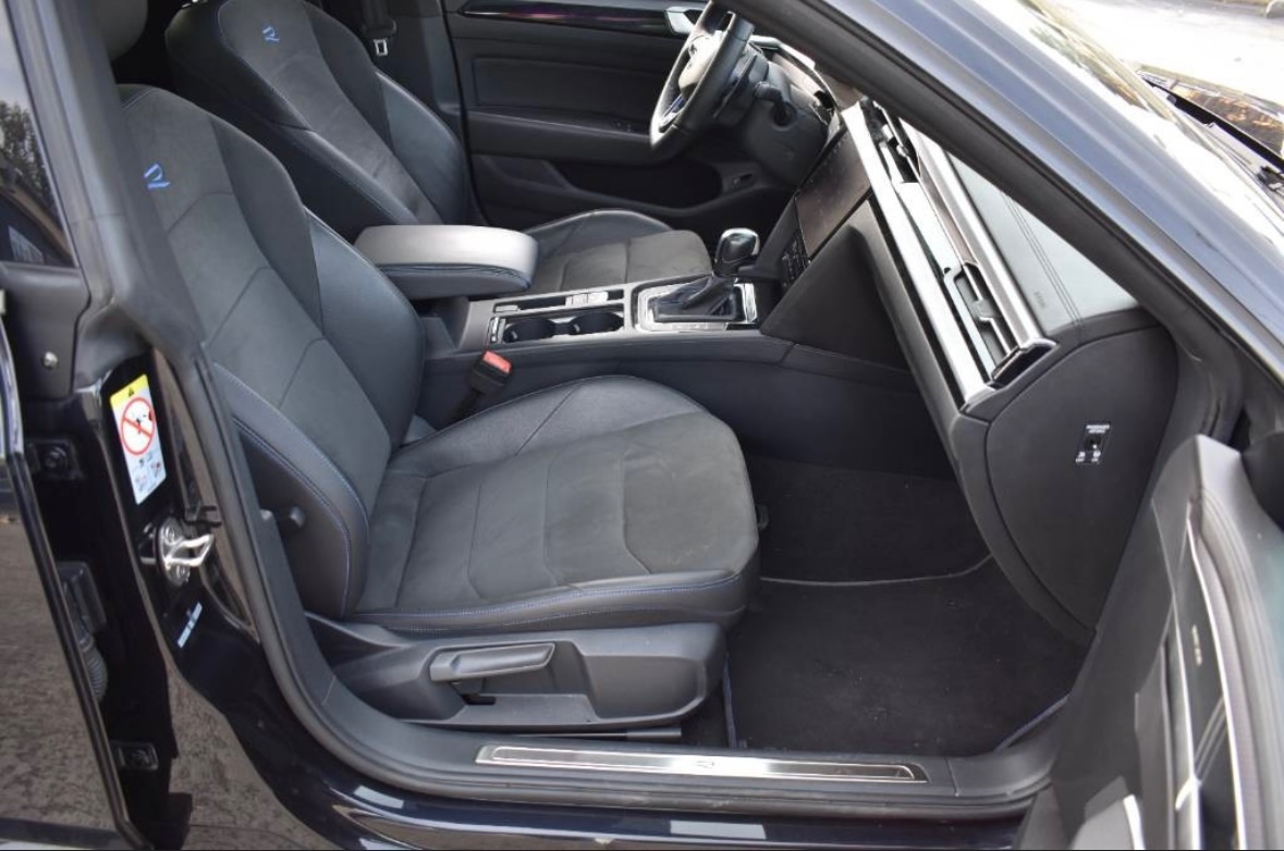 Volkswagen Arteon 2.0 TSI R 4Motion DSG - 9