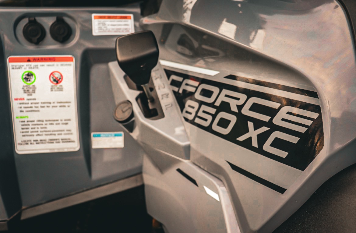 CFMOTO 850XC + radlica na sneh,3x kufor, plachta, alarm... - 9