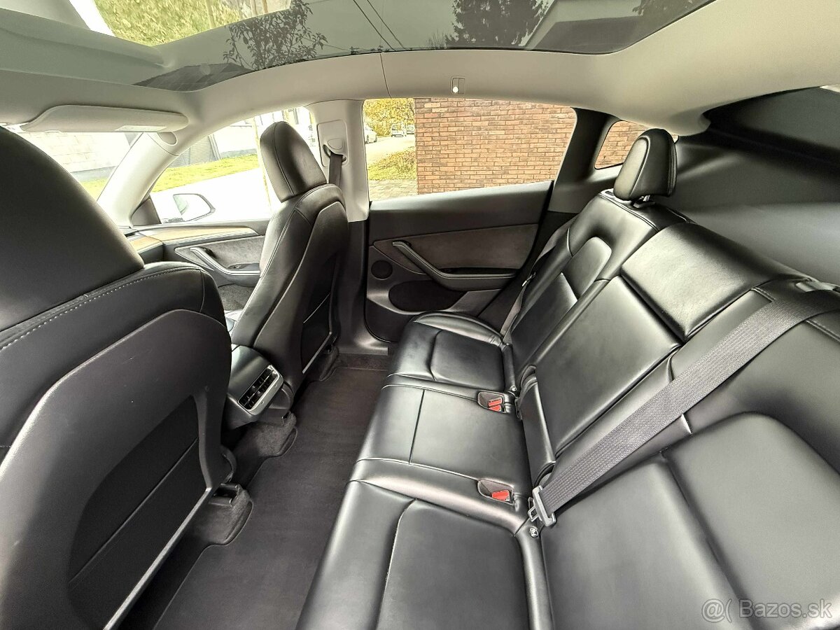 Tesla Model Y Performance Dual Motor - 9