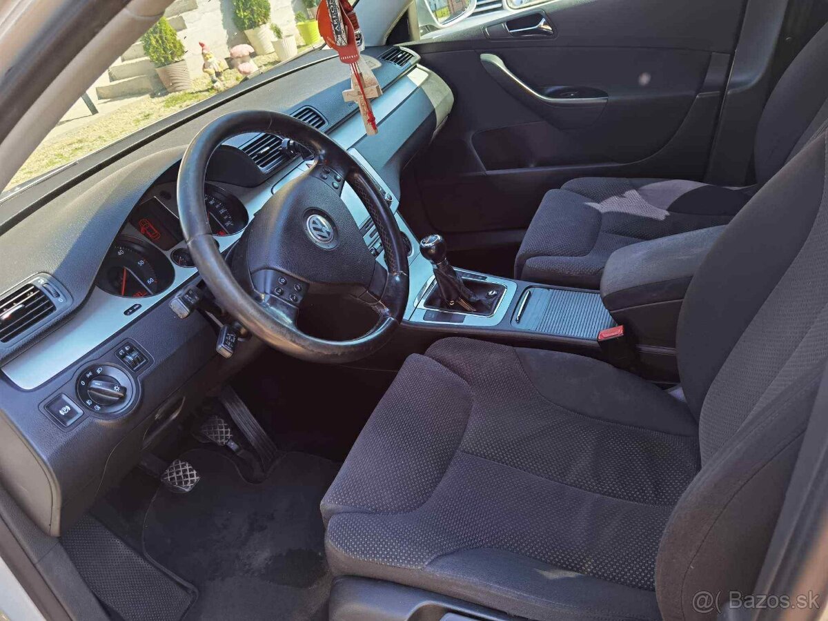 Volkswagen Passat b6 2.0 - 9
