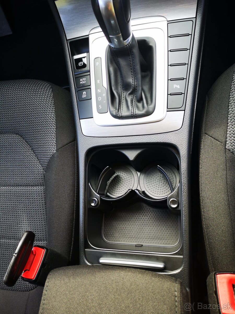 PASSAT COMBI benzín + CNG - 9