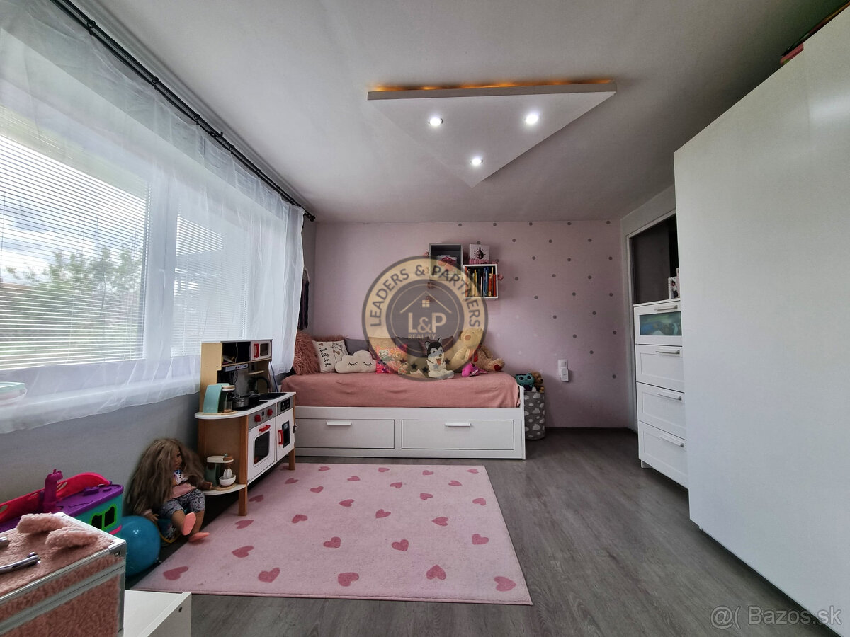 PREDAJ rodinný dom Rajka - 9