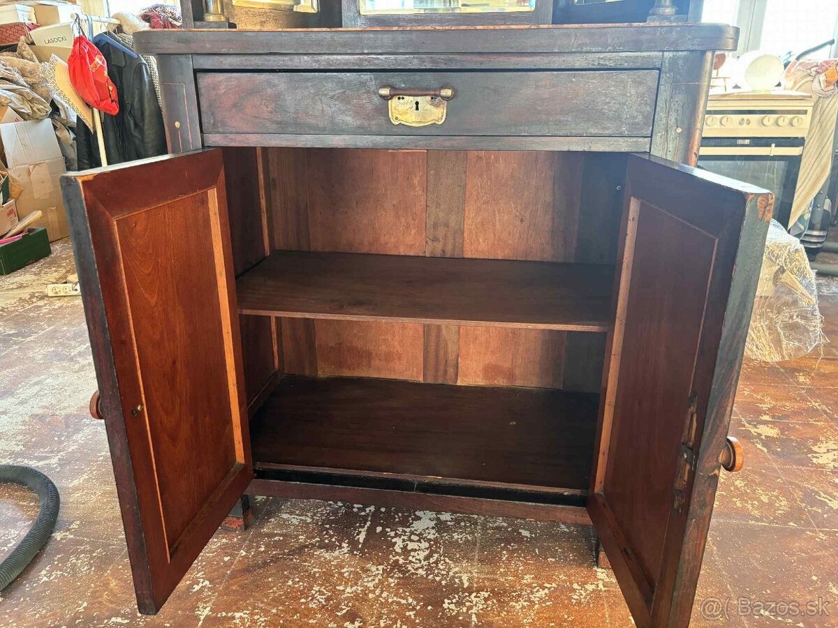 Predám secesny príborník s mramorom - 9