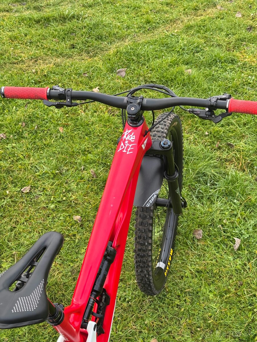 YT JEFFSY UNCAGED - 9