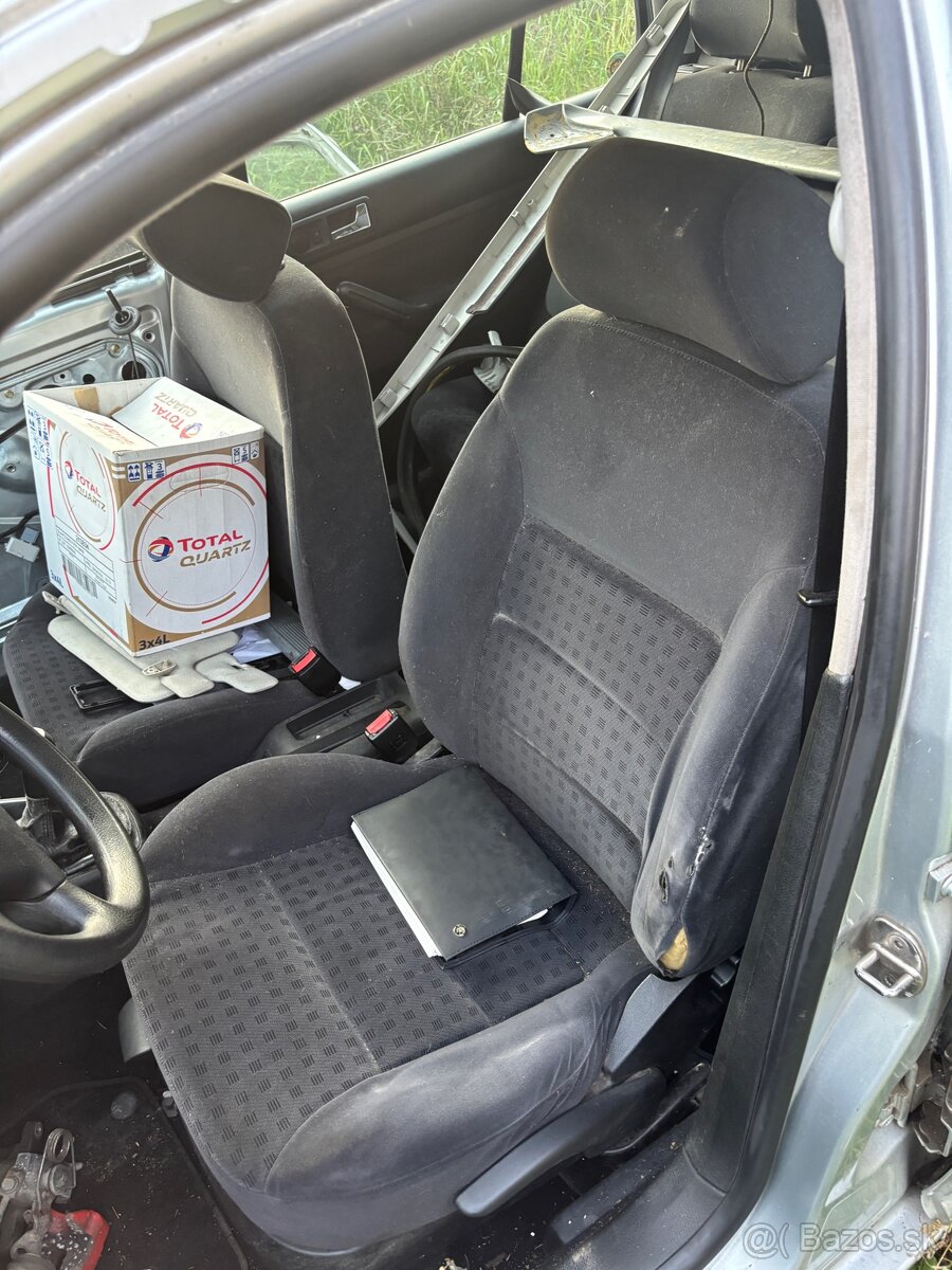 Rozpredam Golf mk4 - 9