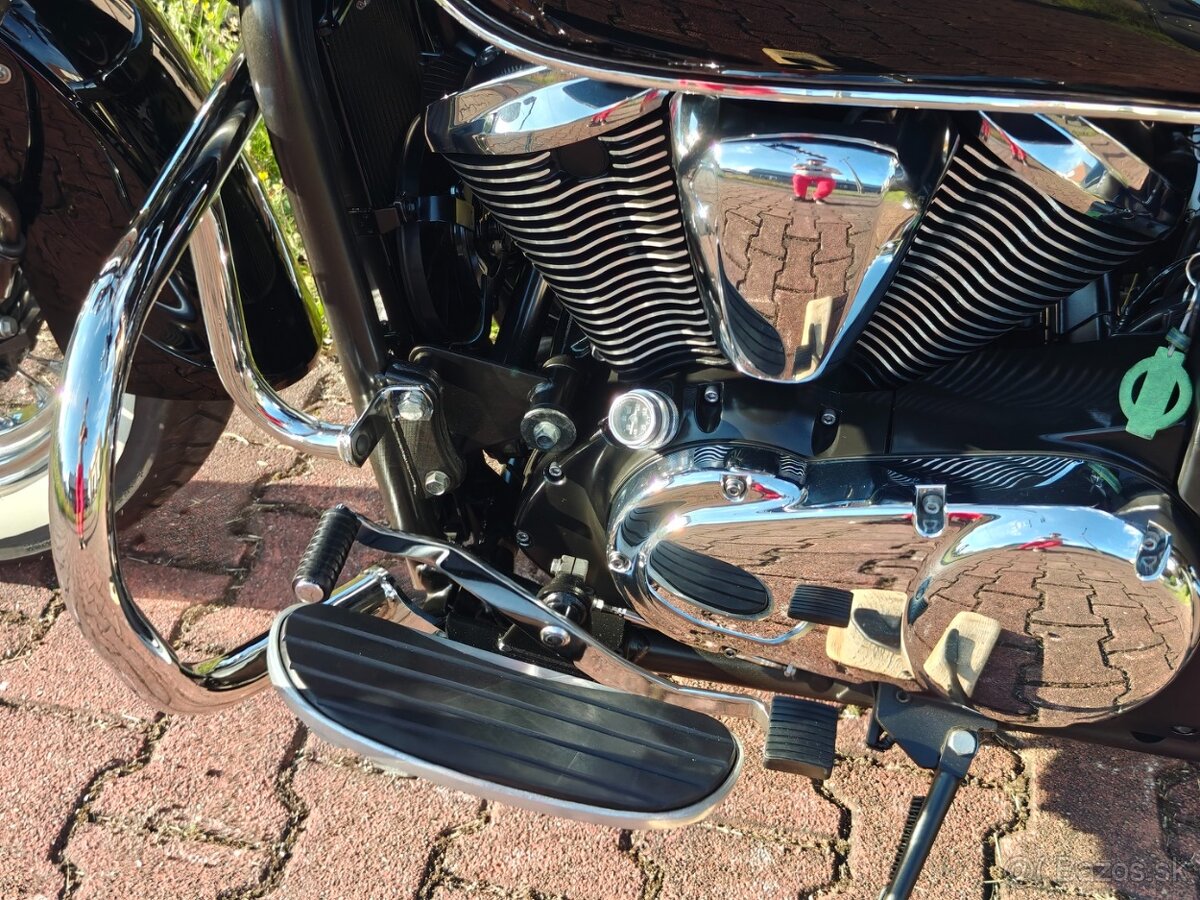 Kawasaki VN 900 Classic Special Edition predaný - 9