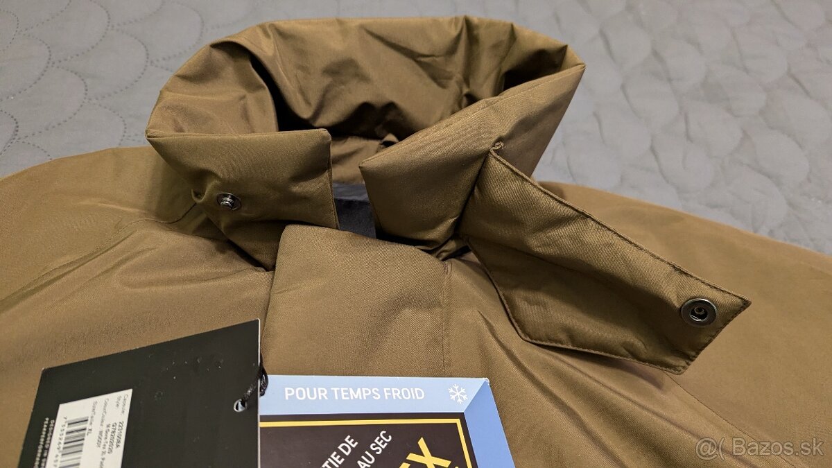 Predám pánsku bundu Peak Performance M Gore-Tex - 9