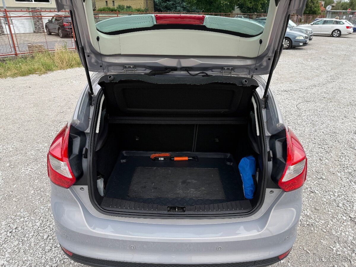 Úsporný Ford Focus 1.6 TDCi r.v. 2013 v dobrom stave, s DPH - 9