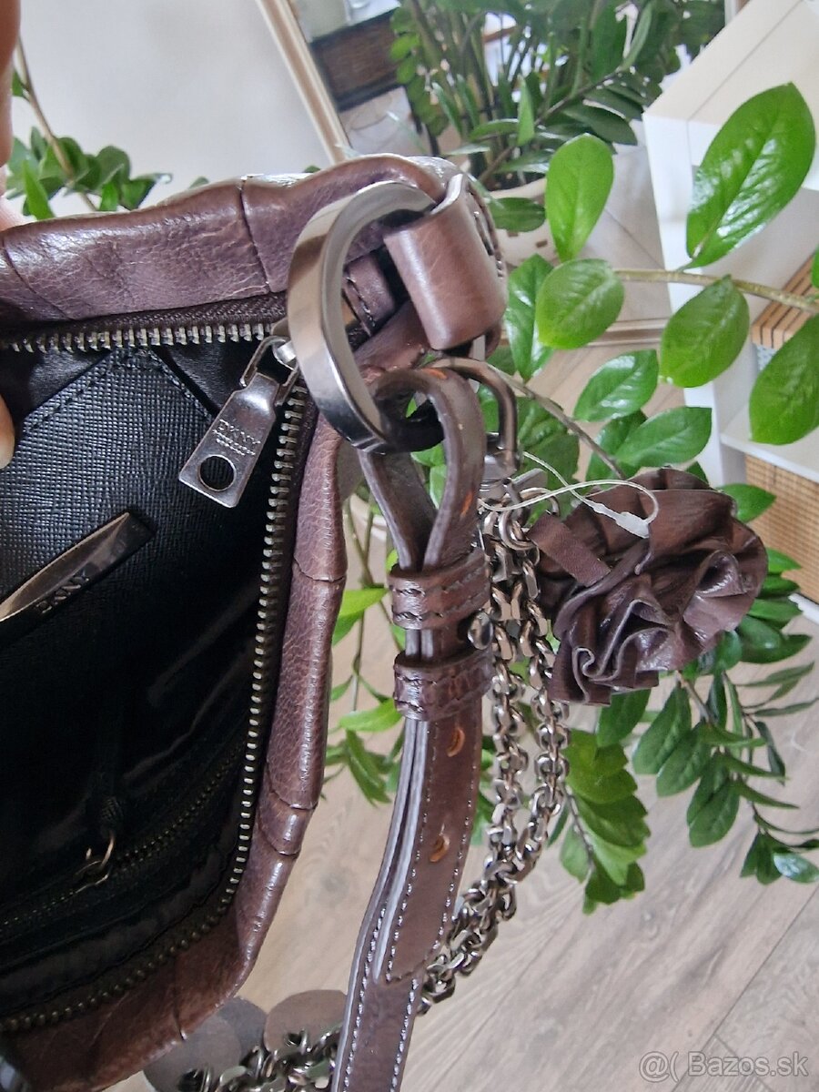 Kožená kabelka zn.DKNY - 9