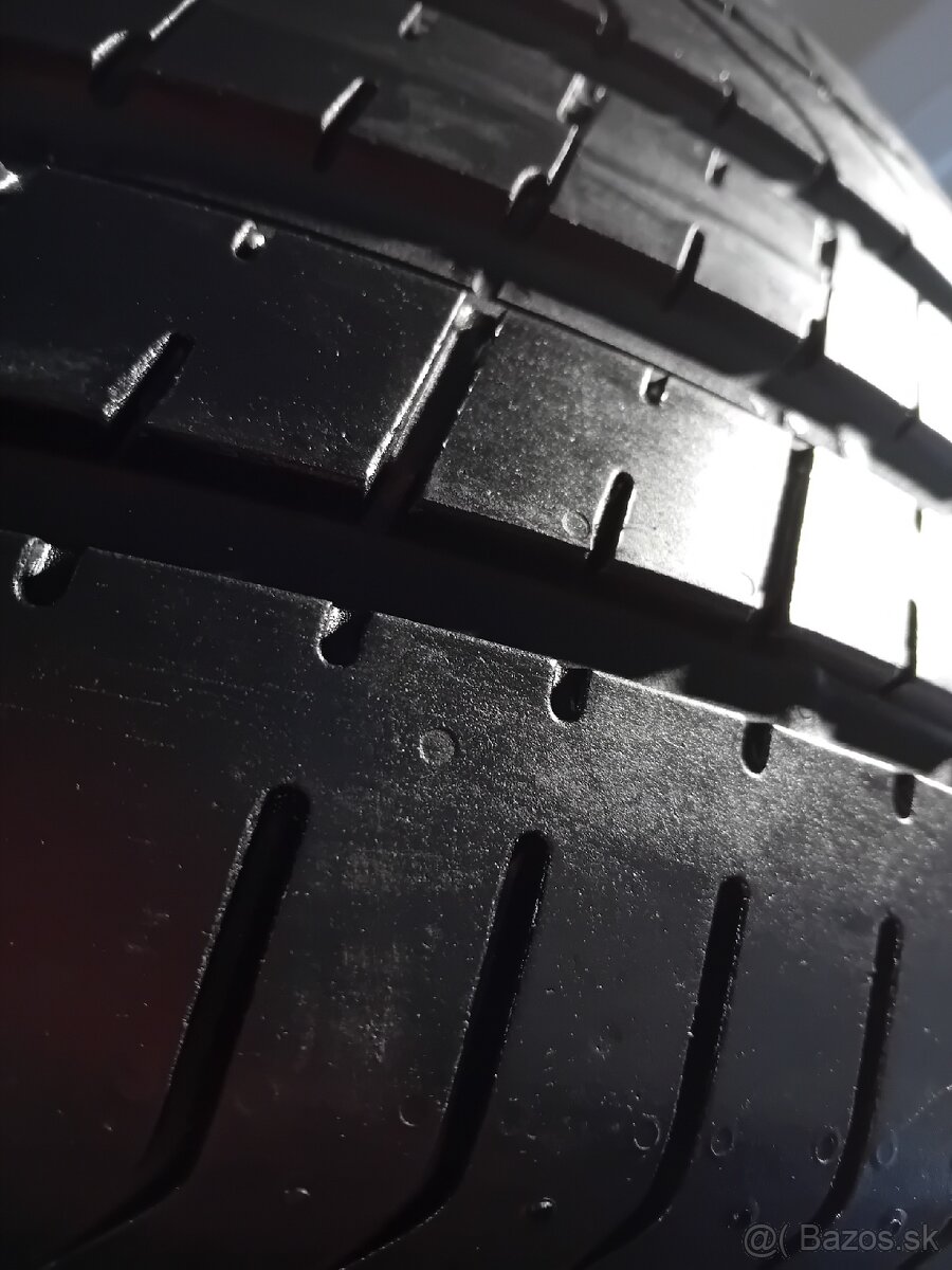 295/35R21 107Y Pirelli Pzero - 9