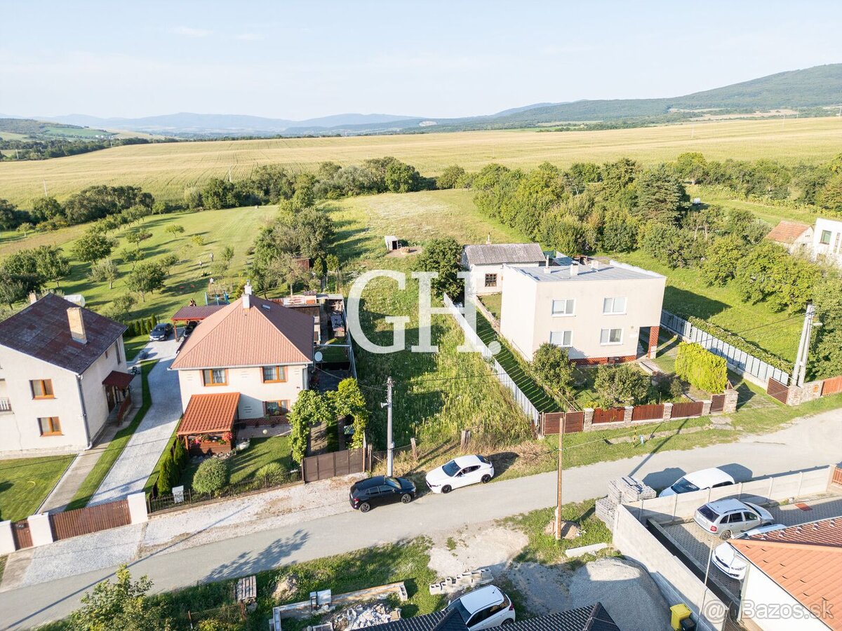 STAVEBNÝ POZEMOK - 2548 M2 - PRIPRAVENÝ NA VÝSTAVBU - 9