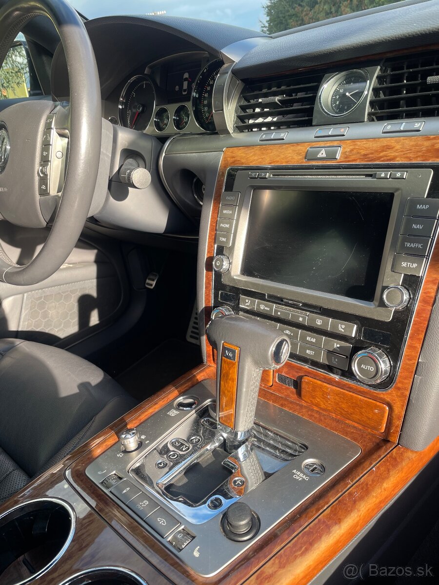 Volkswagen Phaeton 3.0 TDI - 9