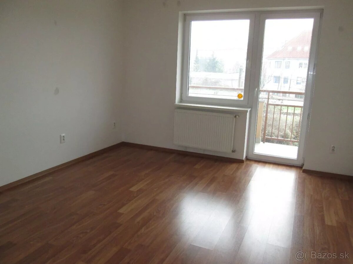 3 izbový byt s garážou na prenájom, Trenčín - Noviny - 9