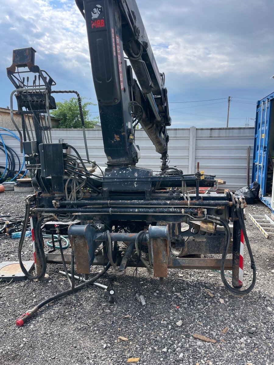 Predám DAF CF 85 - 9