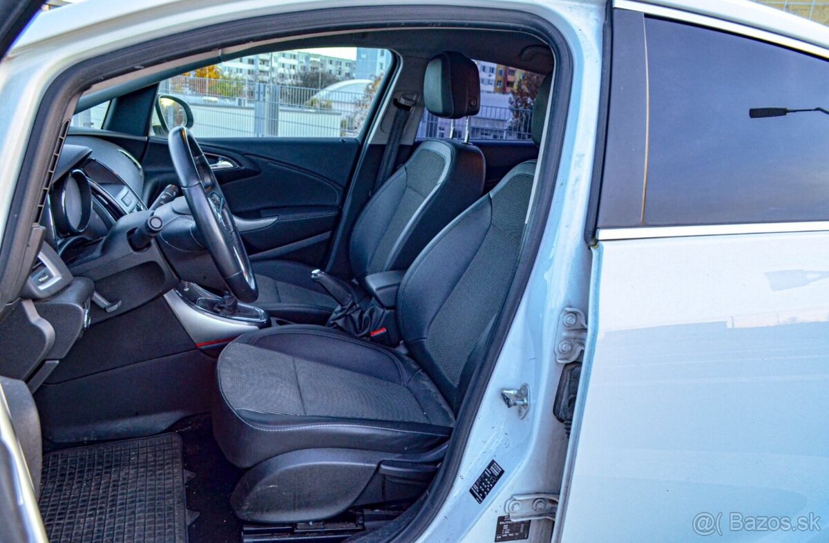 Opel Astra Sedan 1.6 CDTI 100 kw - 9