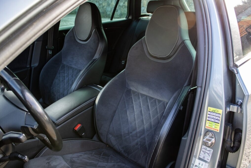 Škoda Superb Combi 2.0TDI 4×4 Sportline - 9