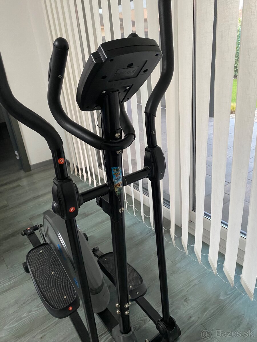 Elipticky trenažér - 9