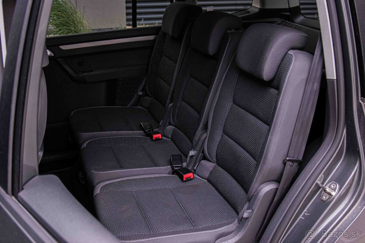 Volkswagen Touran 1.6 TDI Trendline - 9