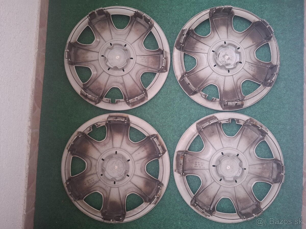 Puklice Škoda/Volkswagen R15 - 9