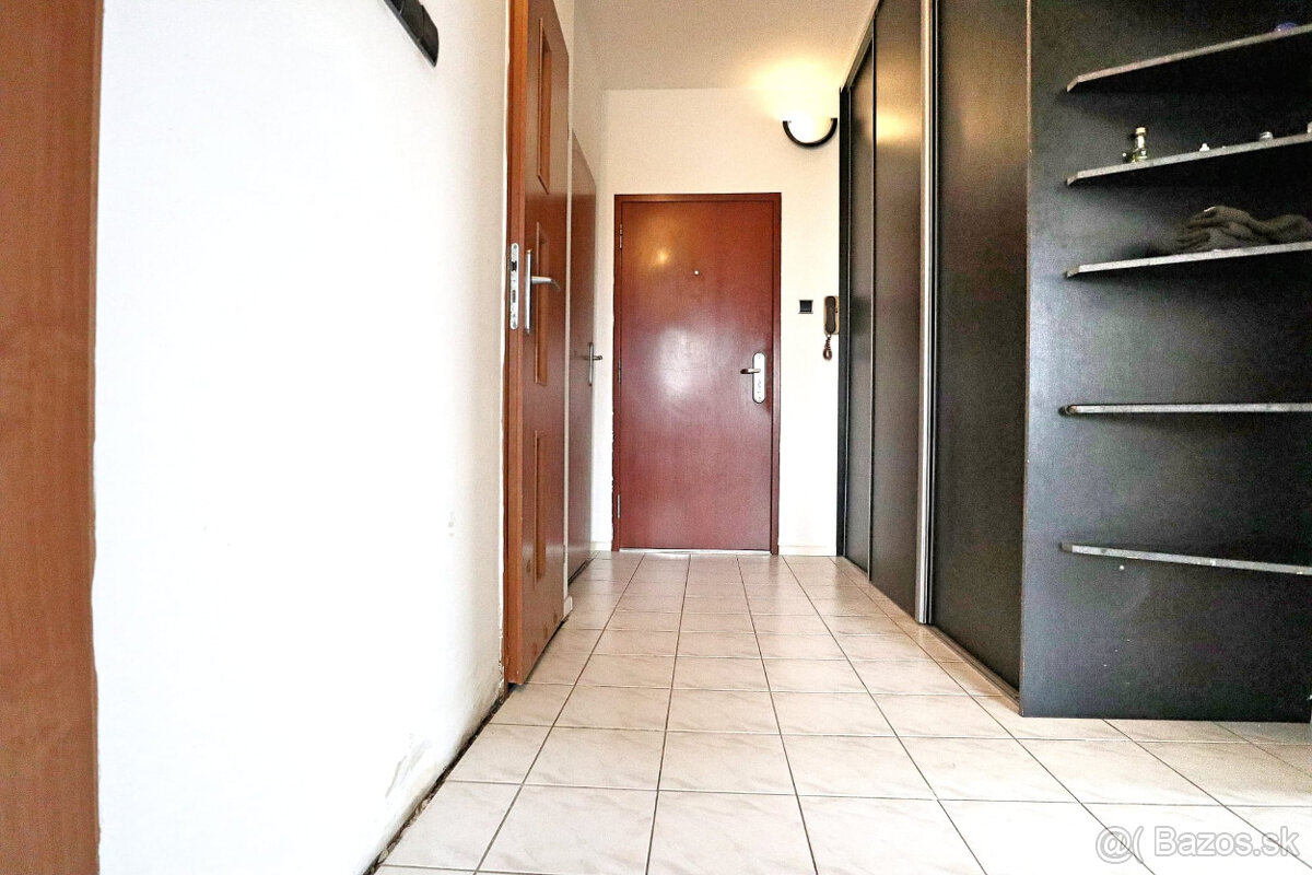 Slnečný 3-izbový byt Solinky - 9