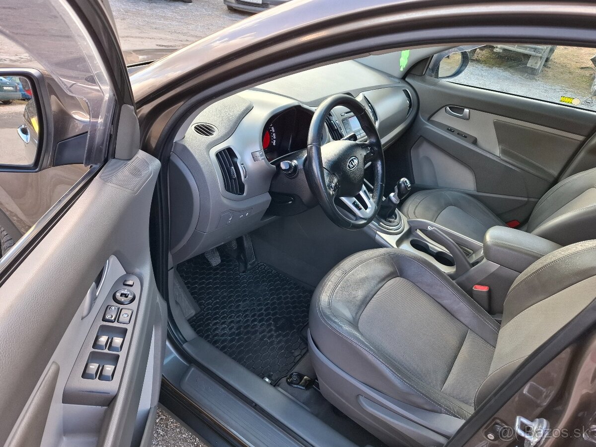 Kia Sportage 1.7 Crdi 85KW 2012 2WD - 9