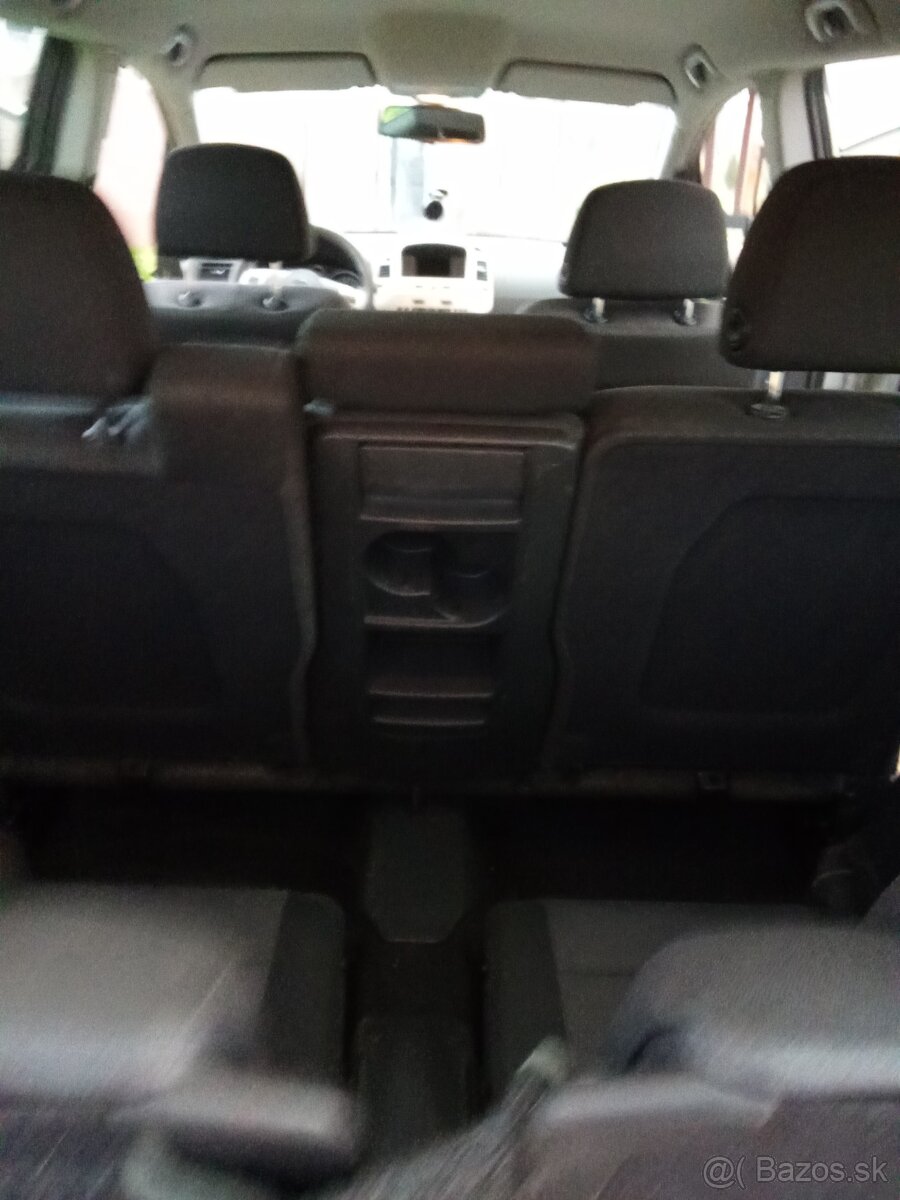 Opel Zafira 1.9 - 9