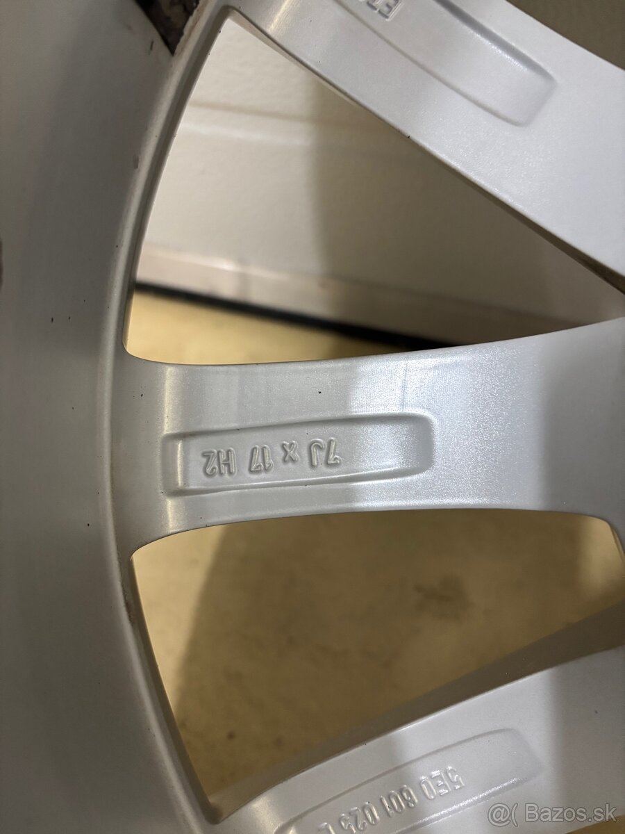 Predám 5x112 r17 škoda - 9