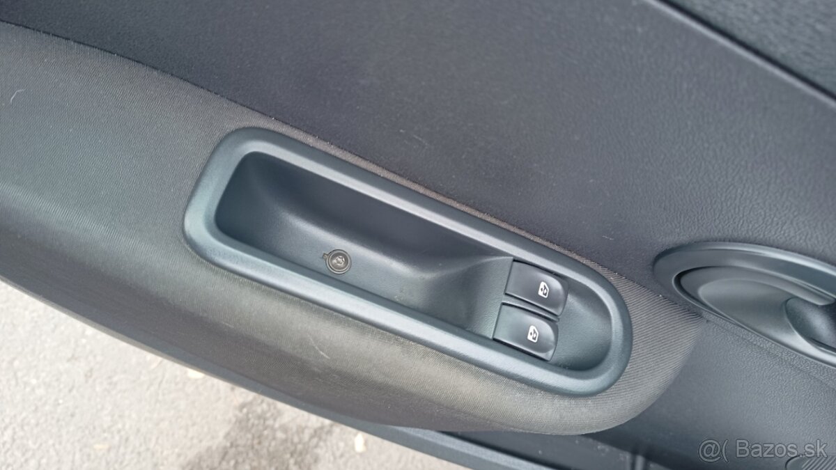 Renault clio3 grandtour - 9