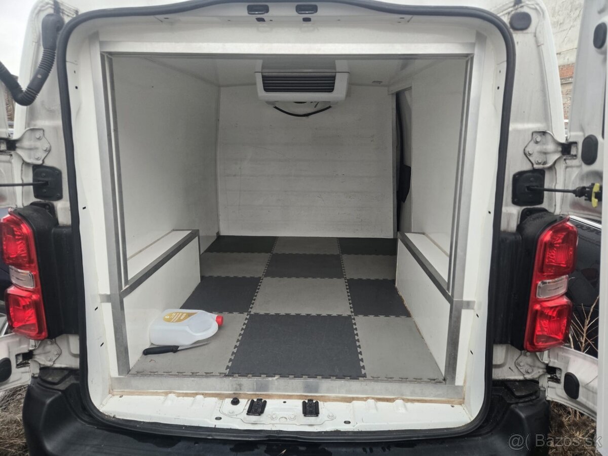 Peugeot Expert – chladiarenská dodávka (2016) - 9
