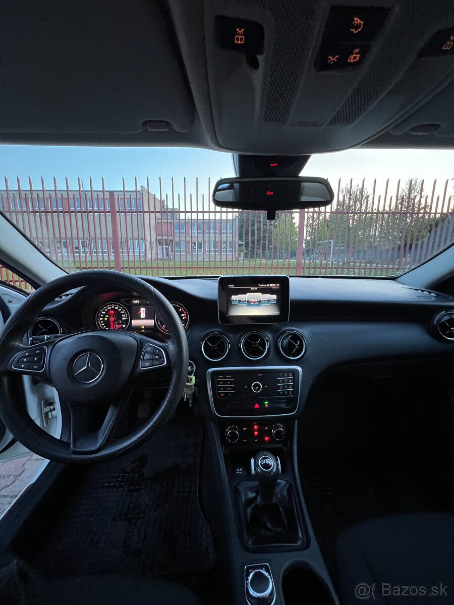 Mercedes-Benz A Trieda 160d 2016 - 9