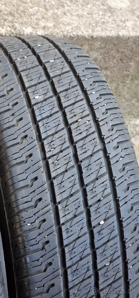 195/60 R16C Uniroyal - 9