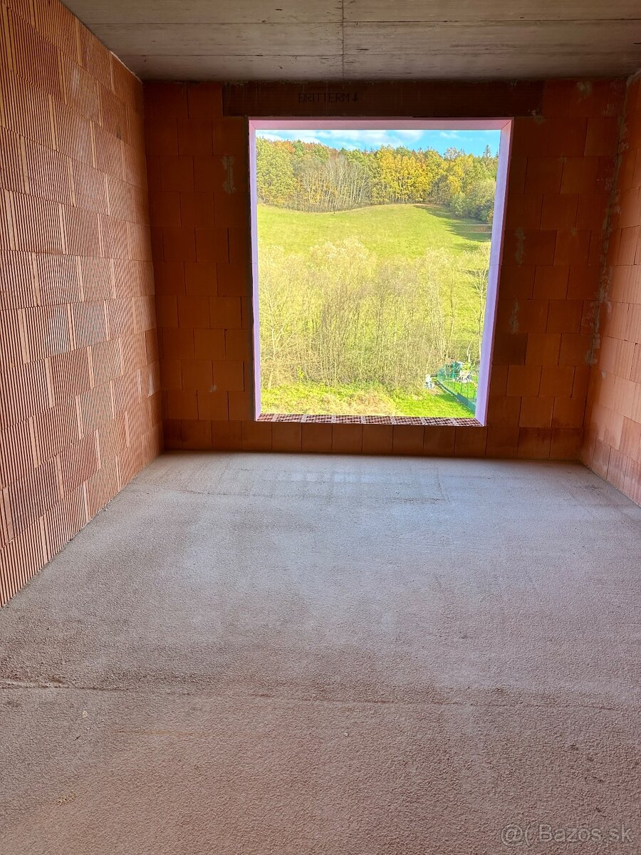 Predám RD v Trnovom - 9