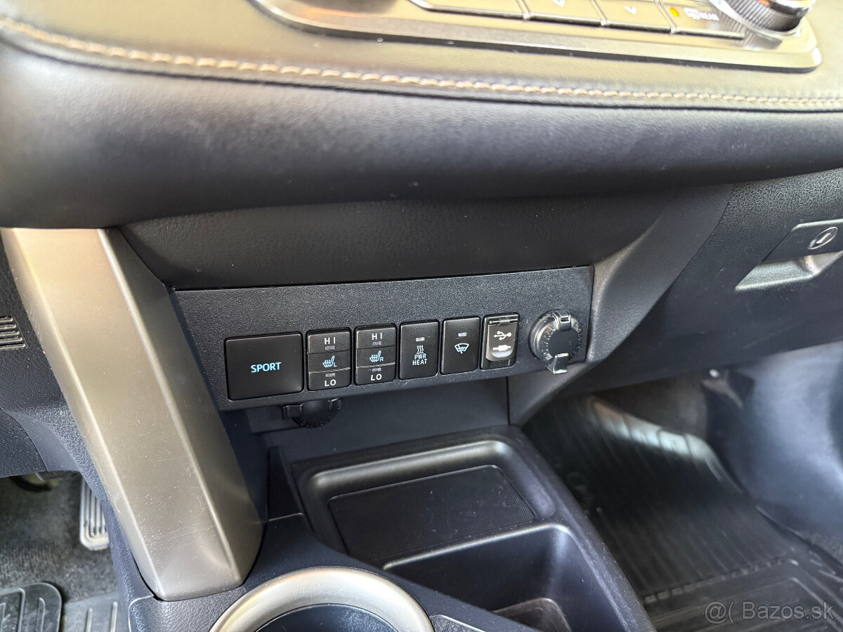 Toyota RAV4 2.2 l D-4D Premium 4x4 - 9